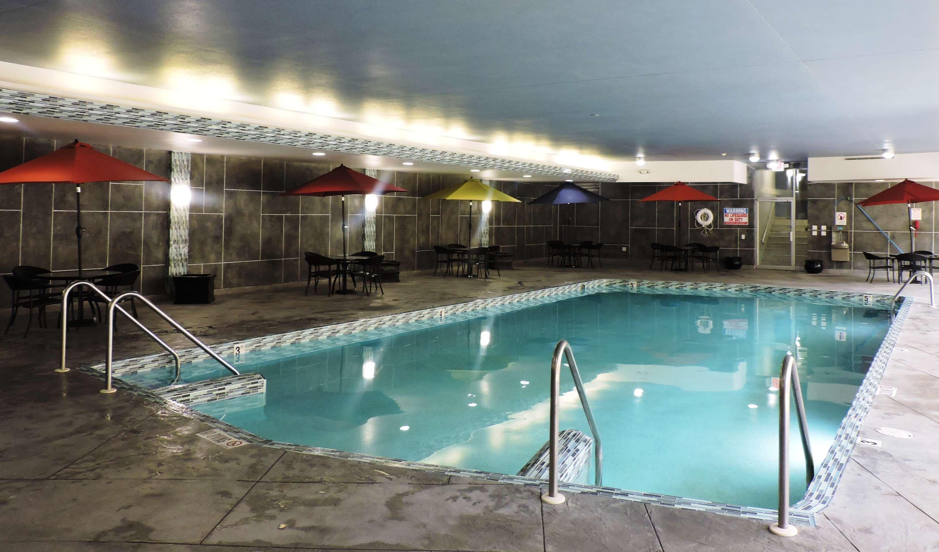 Best Western Plus Milwaukee West מראה חיצוני תמונה
