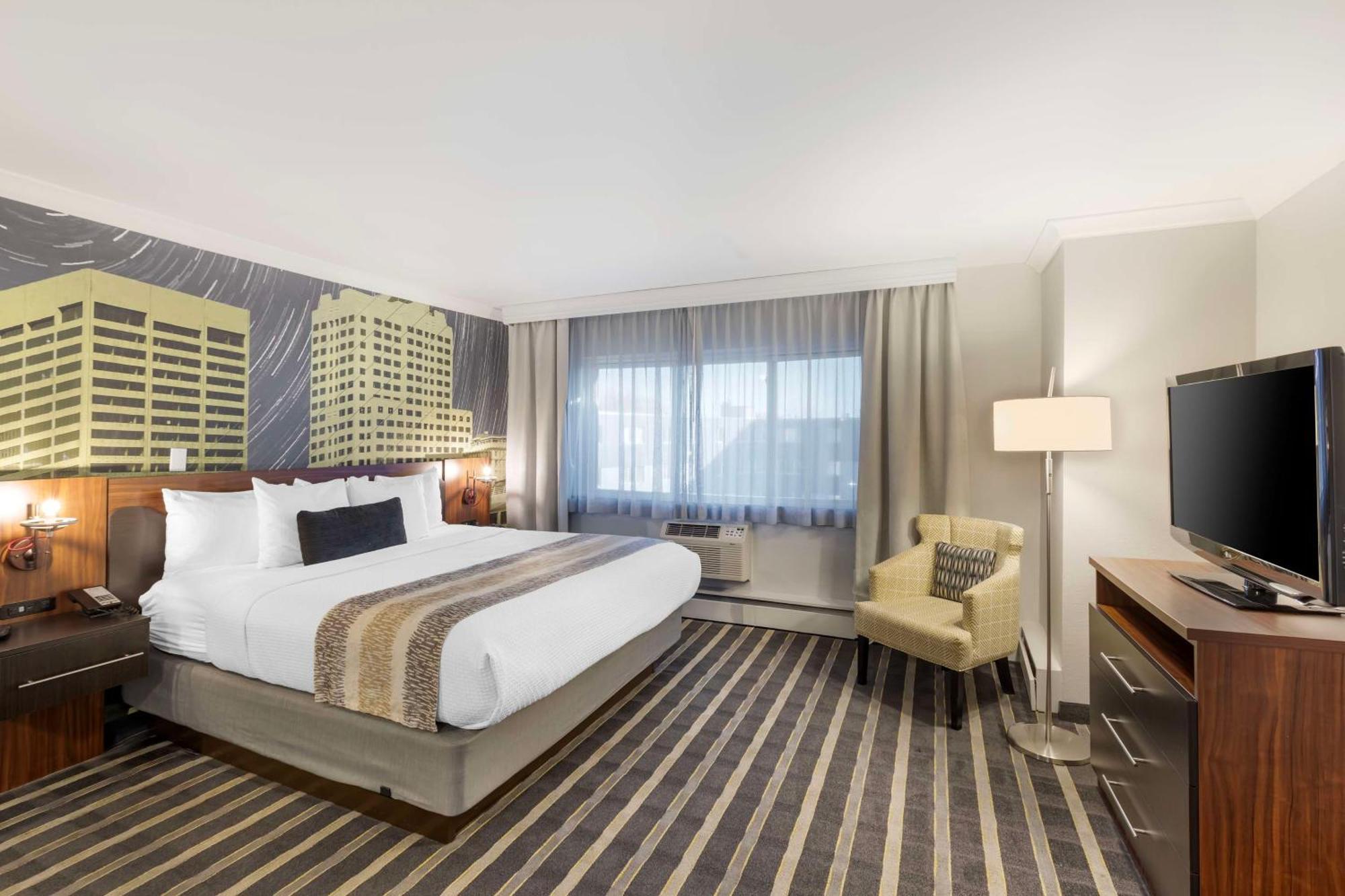 Best Western Plus Milwaukee West מראה חיצוני תמונה