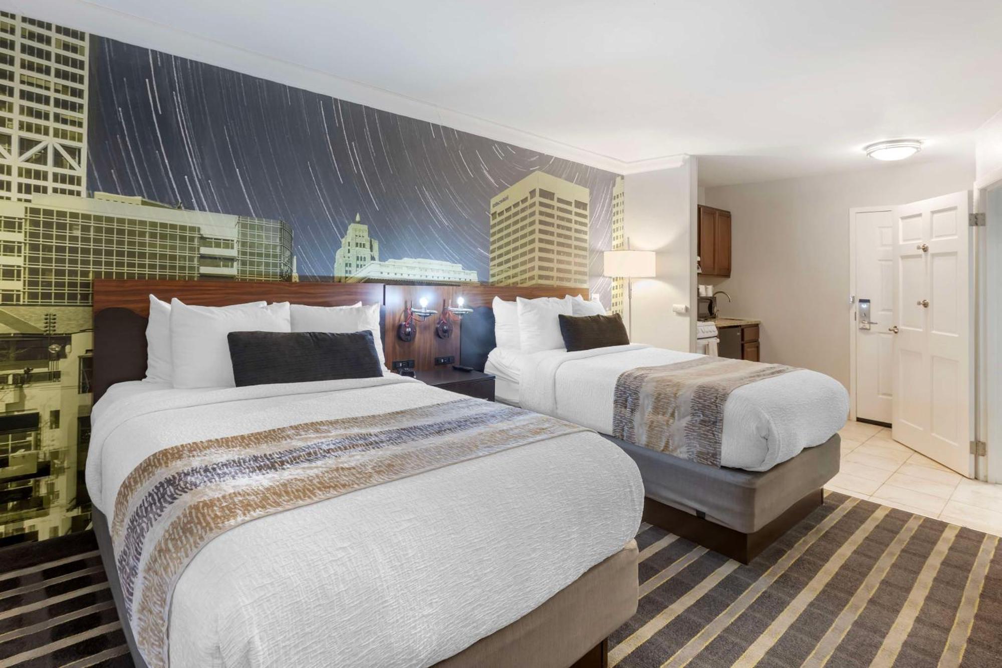 Best Western Plus Milwaukee West מראה חיצוני תמונה