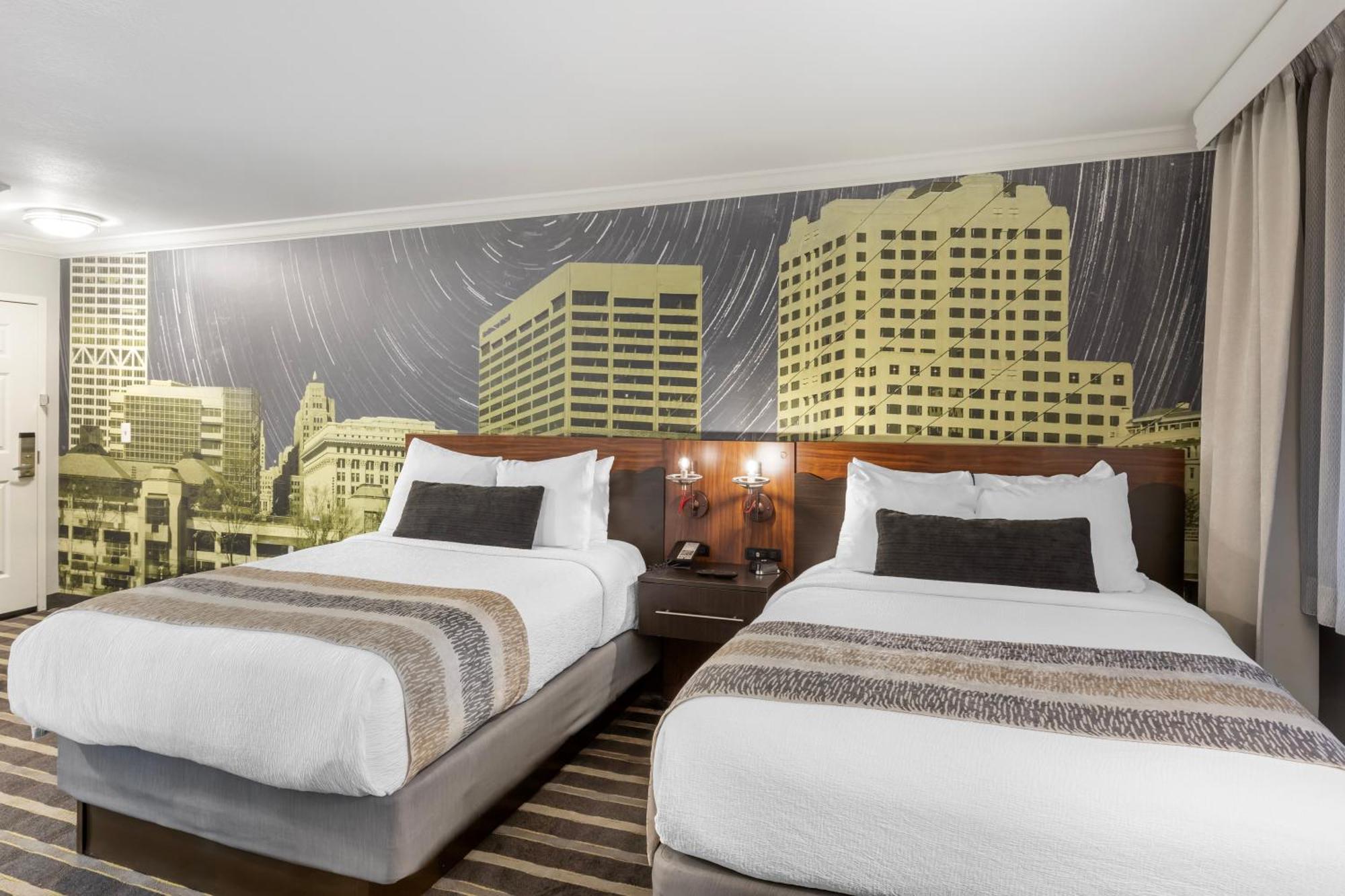 Best Western Plus Milwaukee West מראה חיצוני תמונה